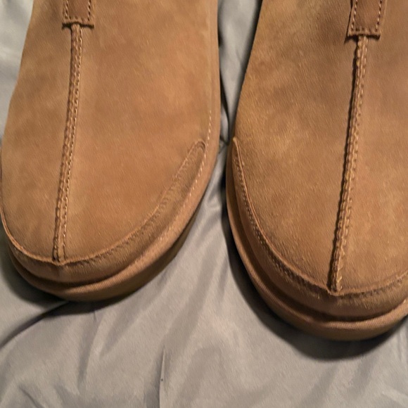 UGG Marcman Men's Tan Suede Loafers/ slippers size 12 new without box - Picture 4 of 4